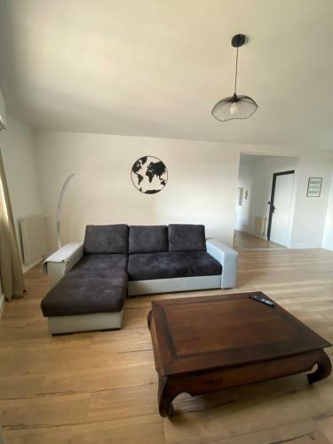 Apartamento T2 Centre De Thonon Avec Vue Lac
