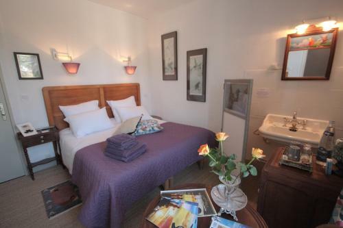 Hotel H�tel A La Tasse � Moustache