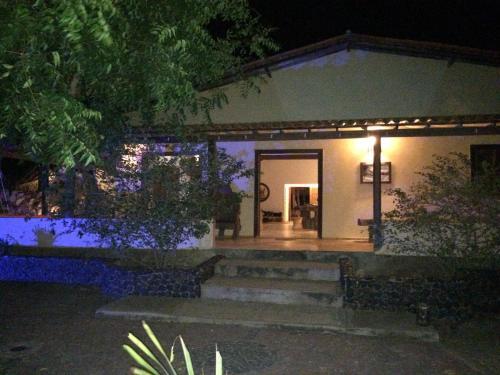 Hostal Torre De Chocolate Pousada