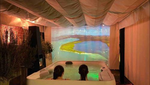 Le Jacuzzi De Marie