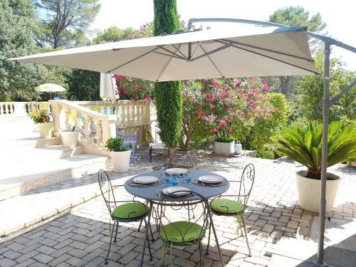 Bed & Breakfast Le Mas Des Hibiscus