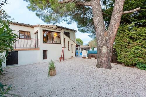 Villa Grande Maison Spacieuse Avec Piscine Priv�e Sans Vis-�-vis