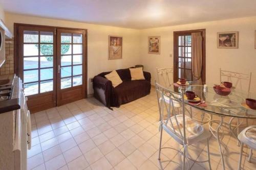 Villa Grande Maison Spacieuse Avec Piscine Priv�e Sans Vis-�-vis