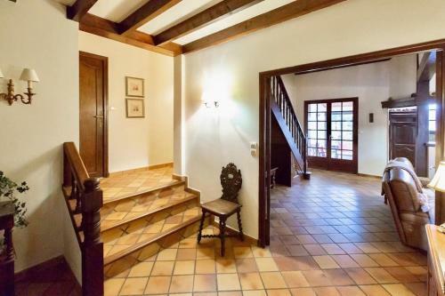 Villa Grande Maison Spacieuse Avec Piscine Priv�e Sans Vis-�-vis