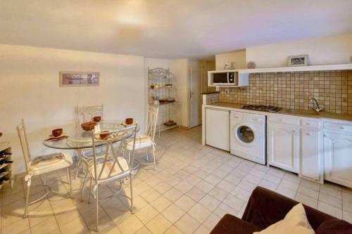 Villa Grande Maison Spacieuse Avec Piscine Priv�e Sans Vis-�-vis