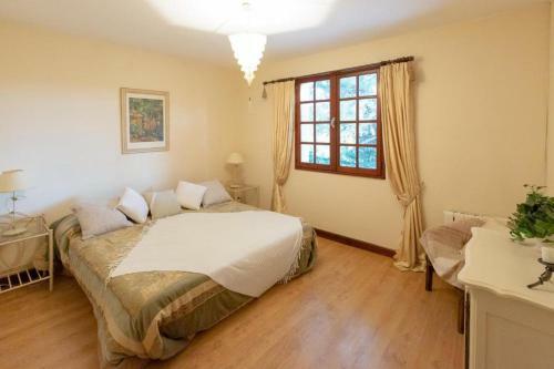 Villa Grande Maison Spacieuse Avec Piscine Priv�e Sans Vis-�-vis