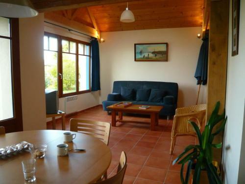 Camping Les Vergers De Squividan ***