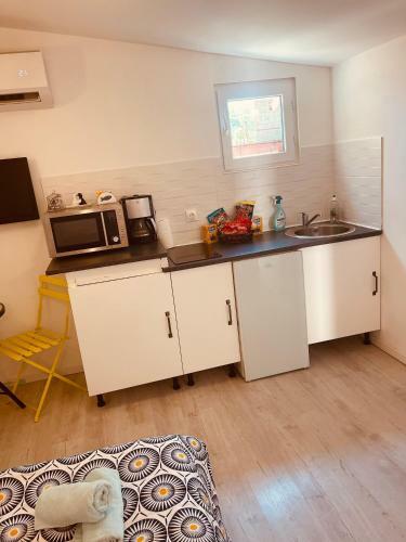 Apartamento Studio Avec Grande Piscine Privative