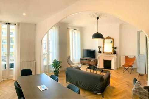 Apartamento Nice 80m With 2 Balconies -comfort And Central