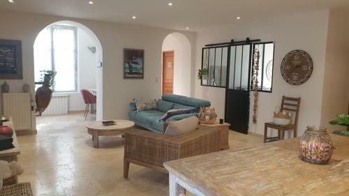 Apartamento Rdc De Maison Avec Terrasse Barbecue