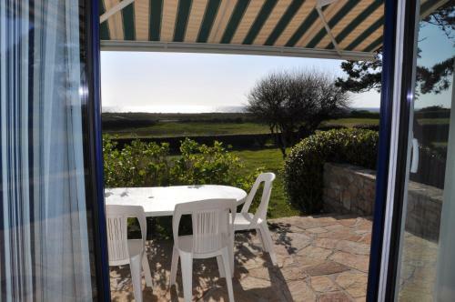 Maison De Vacances Au Bord De La Plage