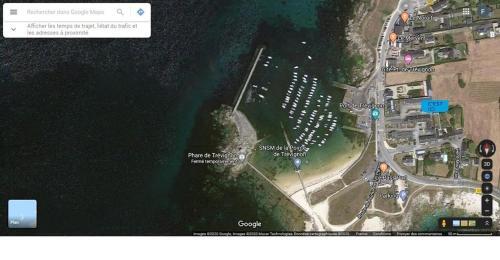 Apartamento � Moins de 100 M�tres de La Mer A La Pointe de Trevignon
