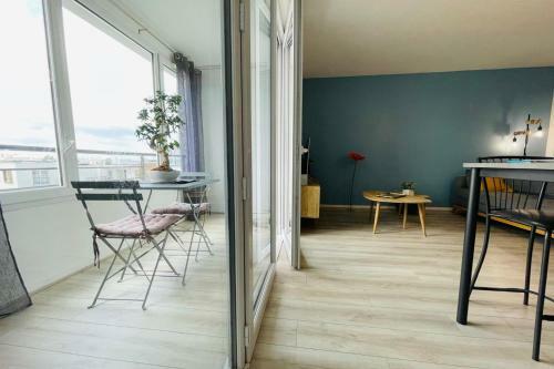 Bright Apartment In A New Building With Garage