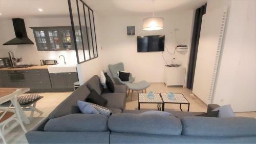 Chez L�a