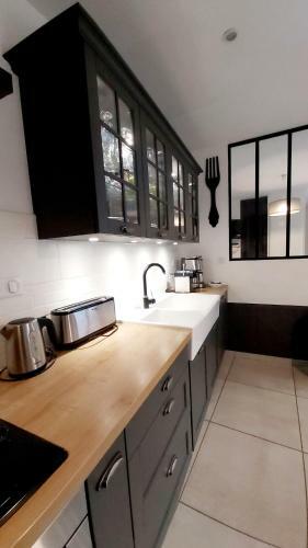 Chez L�a