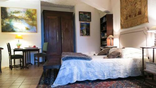 Bed & Breakfast La Cave De L'�peron
