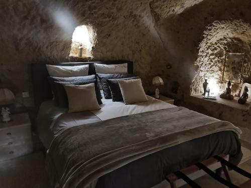 Les Iris - G�te Insolite Troglodytique