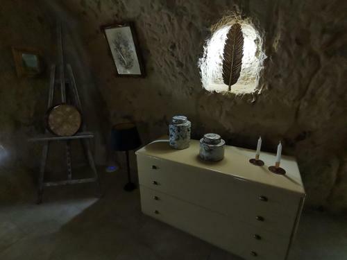 Les Iris - G�te Insolite Troglodytique