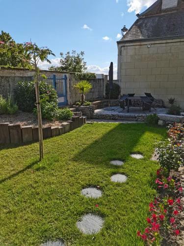 Les Iris - G�te Insolite Troglodytique