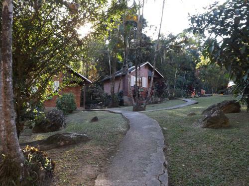 Hostal Pousada Quintal Das Pedras
