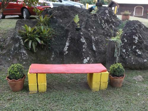 Hostal Pousada Quintal Das Pedras