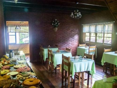 Bed & Breakfast Pousada Da Carmem