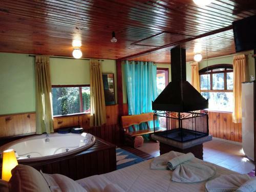 Hostal Pousada S�tio Das Astrap�ias