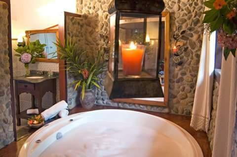 Hostal Pousada Recanto Do Pinheir�o