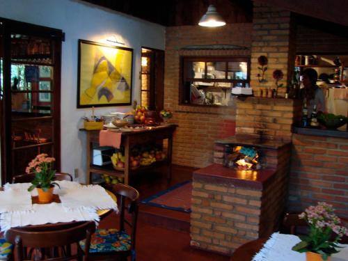 Hostal Pousada Casa Bonita