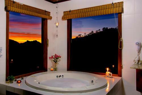 Hostal Pousada N� Da Madeira