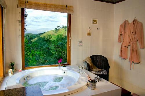 Hostal Pousada N� Da Madeira