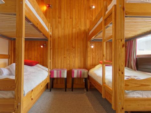 Apartment Le 2100 A Et B-9