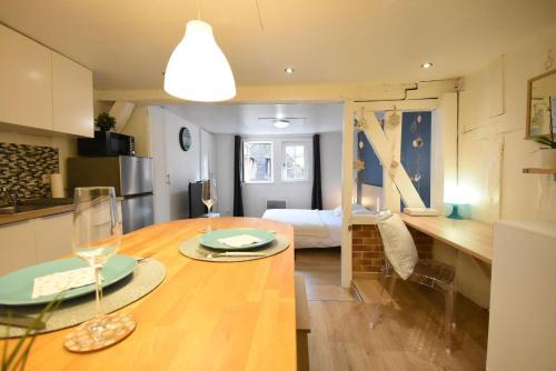 Apartamento Studio Dans Le Coeur Historique (Wifi Et Gare)