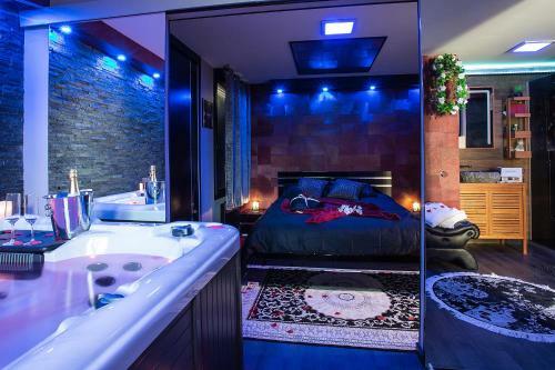 Apartamentos L?insolite, Spa Privatif (appartement Jacuzzi)