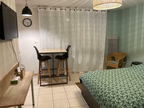 Apartamento Studio Calme Et S�curis� Avec Piscine ? Wifi