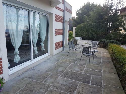 Apartamento Superbe Deux Pi�ces Vue Mer Avec Jardin