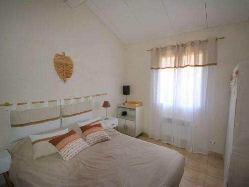 Maison Vagnas, 4 Pi�ces, 6 Personnes - Fr-1-382-174