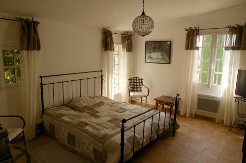 Hostal Villa Rustica La Tulisse