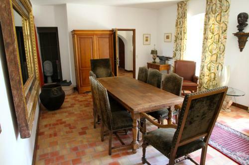 Hostal Villa Rustica La Tulisse