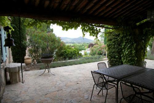 Hostal Villa Rustica La Tulisse