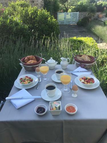 Hostal Villa Rustica La Tulisse