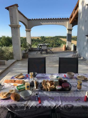 G�tes Lou Limbert Plateau De Valensole