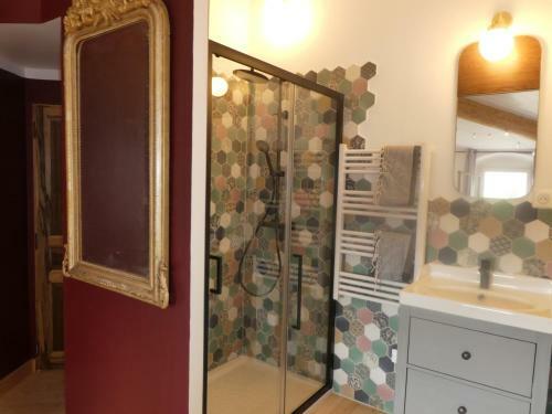 Hostal L'auguste Maison D'h�tes