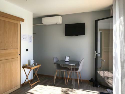 Bed & Breakfast Les Costebelles