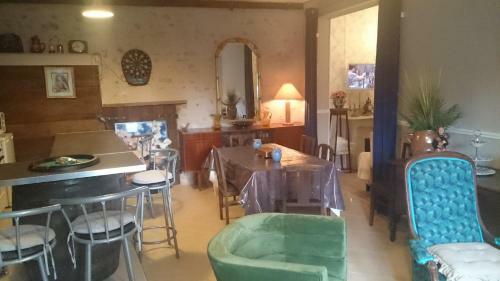 Gite Insolite Le Pressoir En Touraine