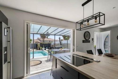 Villa Avec Piscine Au Calme 6 Personnes