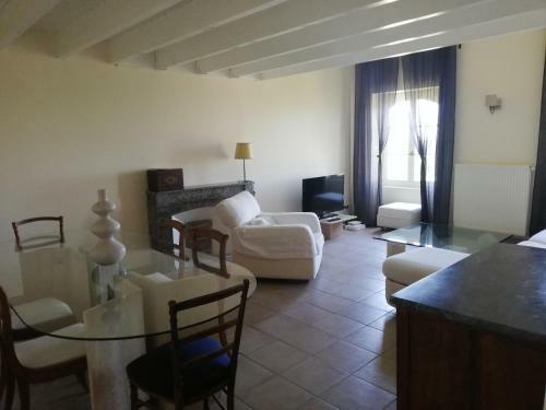 Hostal Ch�teau Montplaisir Charming B&B In Provence