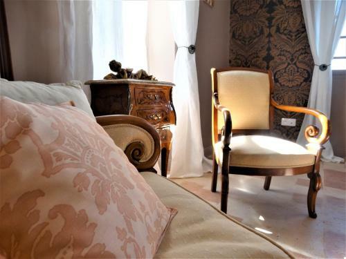 Hostal Ch�teau Montplaisir Charming B&B In Provence
