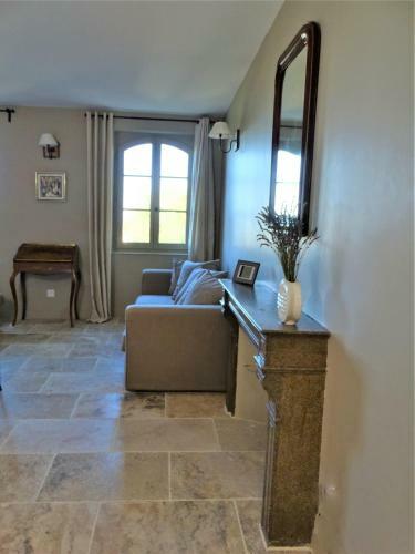 Hostal Ch�teau Montplaisir Charming B&B In Provence