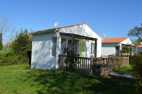 Les Cabanes Du Lac